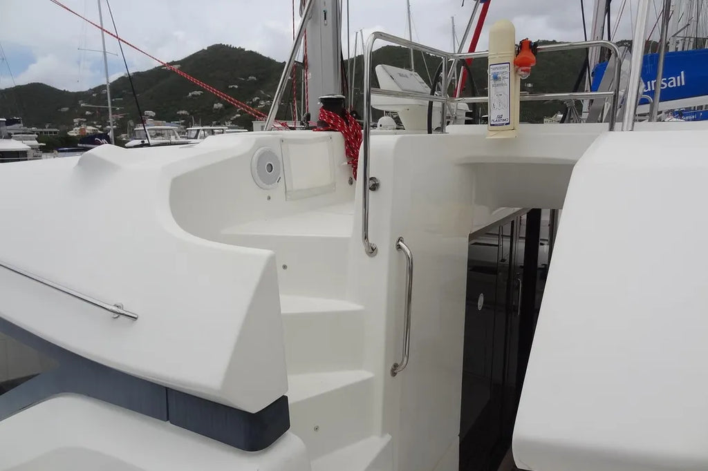 One 2021 Lagoon 50 | 48.5 ft - Yacht For Cruises And Fishing Tortola, British Virgin Islands Natural Gas USA Price ( $675.000.00 USD )