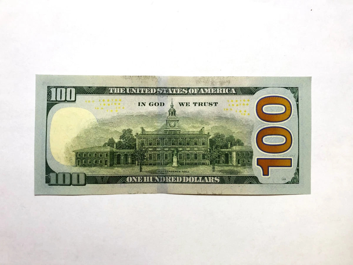 One United States Of America Physical Hundred Dollar Face Value Bill Price ( $110.00 USD )