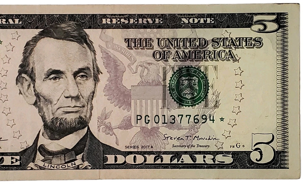 One United States Of America Physical Five Dollar Face Value Bill Price ( $5.50 USD )